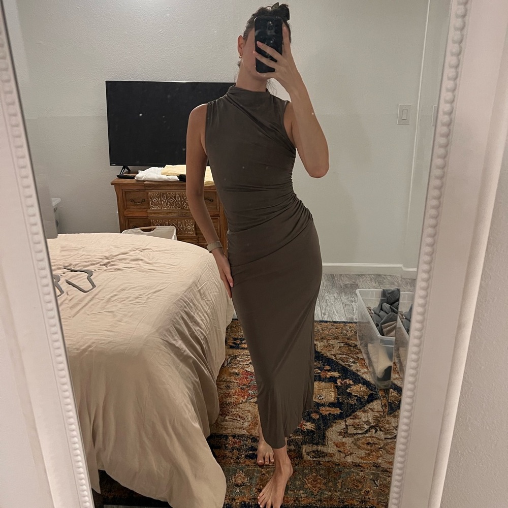 Zara Elegant Grey Ruched Maxi Dress